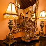 Arminda Hotel *