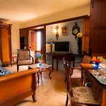 Arminda Hotel